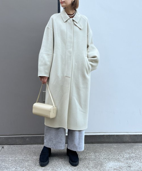 【Audrey and John Wad】ハンドメイドステンカラーロングコート H164 B79 W58 H82 5cm 着用サイズ：M　着用カラー：ベージュ系その他 H174 着用サイズ：M　着用カラー：ブラック