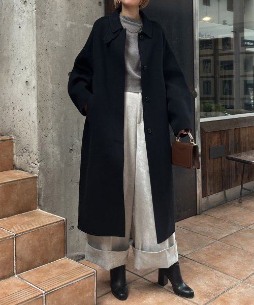 【Audrey and John Wad】ハンドメイドステンカラーロングコート H164 B79 W58 H82 5cm 着用サイズ：M　着用カラー：ベージュ系その他 H174 着用サイズ：M　着用カラー：ブラック