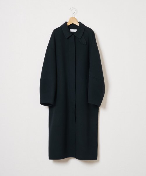 【Audrey and John Wad】ハンドメイドステンカラーロングコート H164 B79 W58 H82 5cm 着用サイズ：M　着用カラー：ベージュ系その他 H174 着用サイズ：M　着用カラー：ブラック