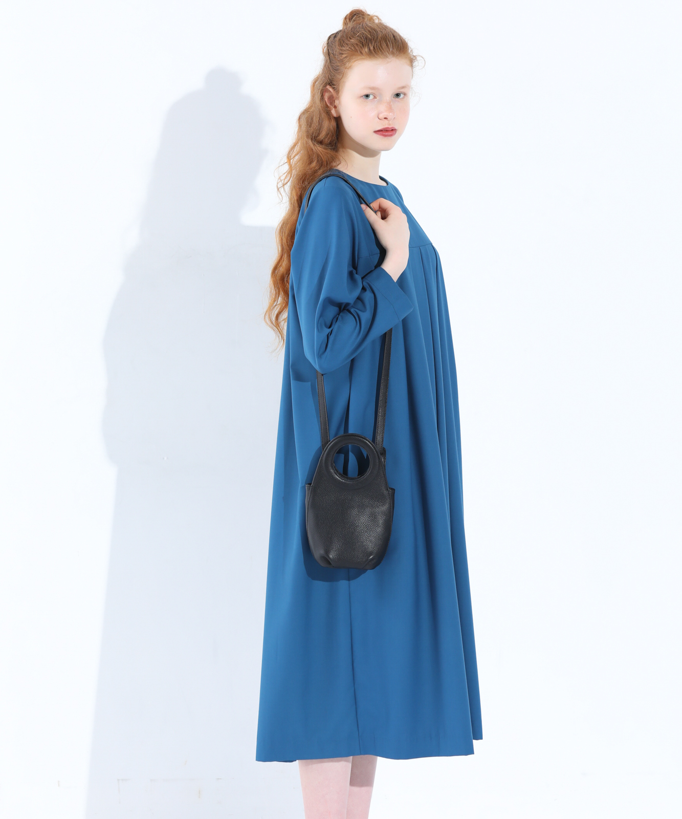 新品☆KELEN ケレン　タックデザインワンピース　HILA Kelen ワンピース 「KELEN / ケレン」 タックデザインワンピース