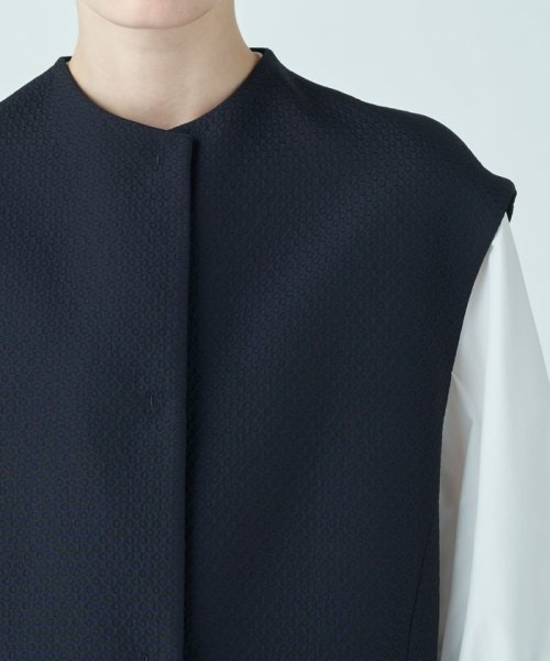 ピンドットマトラッセ コクーンジレ 