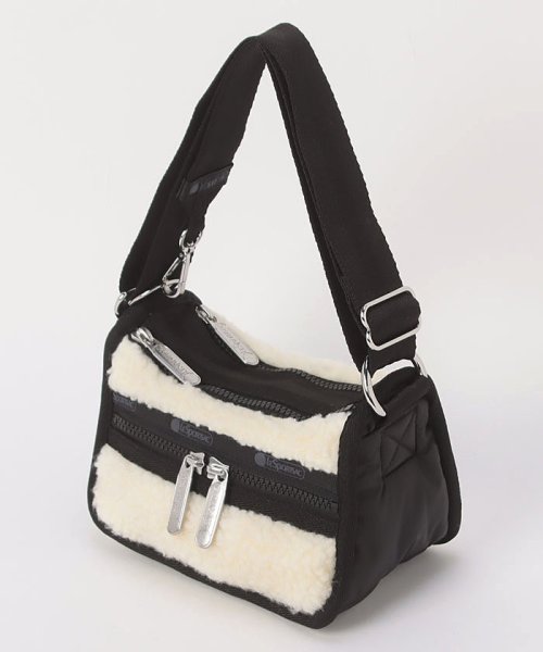 LeSportsac(LeSportsac)/SHERPA LOAF CROSSBODYクリームビーガンシェルパ/img03