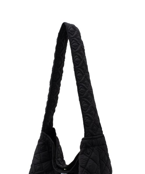 キルティングナイロンショルダーバッグ【aroco/アロコ】レディース a4 肩掛け 斜め掛け ワンショルダーバッグ 大容量 縦長 縦型 大きいバッグ ボンディン 人気・おすすめ｜使いやすい・旅行におすすめ 品質保証 全国発送