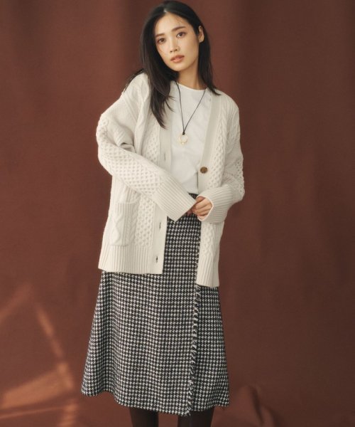 【杏さん着用/洗える】ウールカシミヤ アランパターン カーディガン 商品説明2023 Autumn & Winter大人カジュアルの代名詞、贅沢にふっくら A1419508567(10780円)