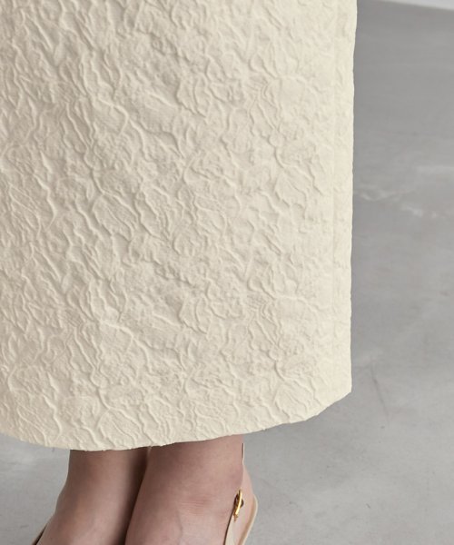 【高評価】【神崎恵さんコラボ】フクレジャカードストレッチタイトスカート 品番