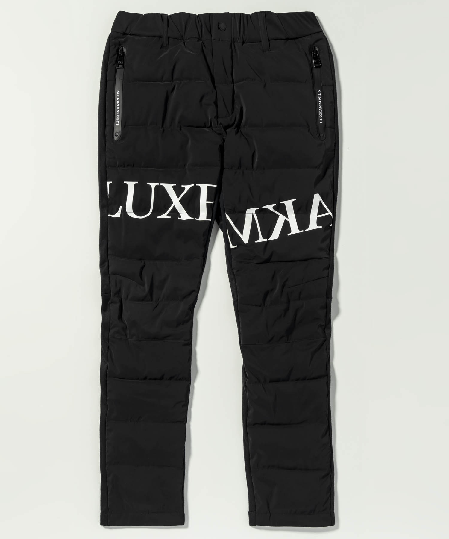 LUXEAKMPLUS(リュクスエイケイエムプラス)ゴルフ 中綿ロゴテーパードパ