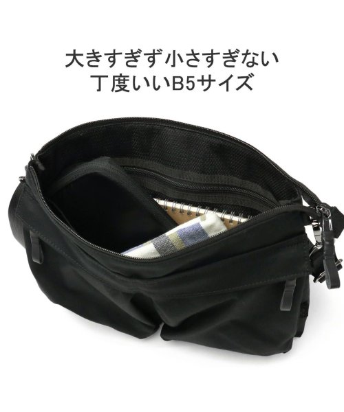 アントラック ショルダーバッグ サコッシュ UNTRACK B5 斜めがけ 軽い ブランド CITY/VT Helmet Shoulder M 60023 