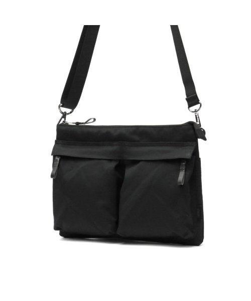 アントラック ショルダーバッグ サコッシュ UNTRACK B5 斜めがけ 軽い ブランド CITY/VT Helmet Shoulder M 60023 