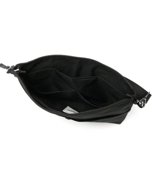 アントラック ショルダーバッグ サコッシュ UNTRACK B5 斜めがけ 軽い ブランド CITY/VT Helmet Shoulder M 60023 