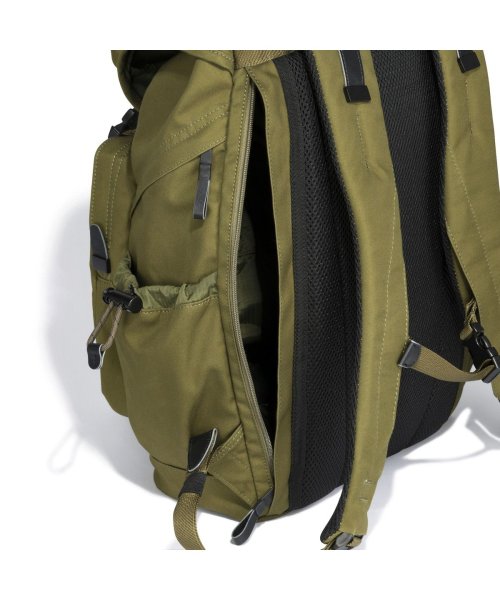 アントラック リュック リュックサック バックパック 大容量 シンプル 黒 UNTRACK A4 PC 撥水 CITY/VT Back－Pack 60028 