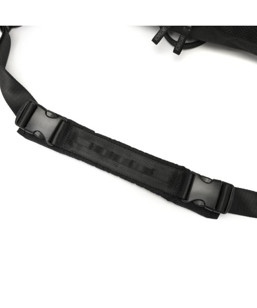 アントラック ショルダーバッグ ブランド 大きめ A4 UNTRACK メッセンジャーバッグ 大容量 ノートパソコン 13.3inch 60042 