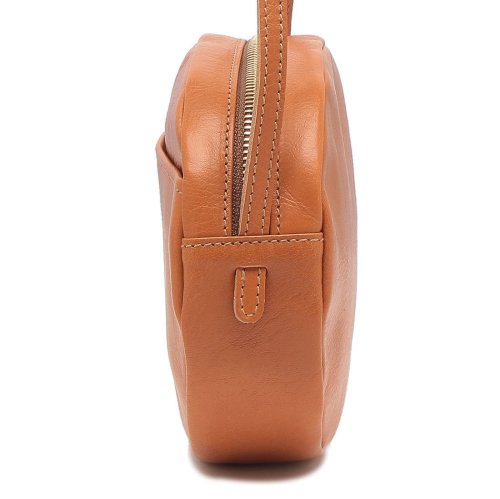 イルビゾンテ ショルダーバッグ ミニバッグ クロスボディバッグ ブラウン レディース IL BISONTE BCR242 PVX001 CA114B RUBIN IL BISONTE イルビゾンテ ショルダーバッグ ミニバッグ クロスボディバッグ ブラウン レディース BCR242 PVX001 CA114B cm