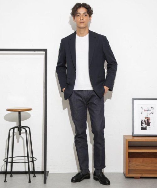 「ESSENTIALLINE」TWソリッドシングルジャケット クラシックの基本は崩さず