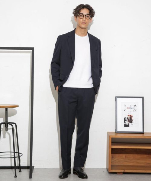 「ESSENTIALLINE」TWソリッドシングルジャケット クラシックの基本は崩さず