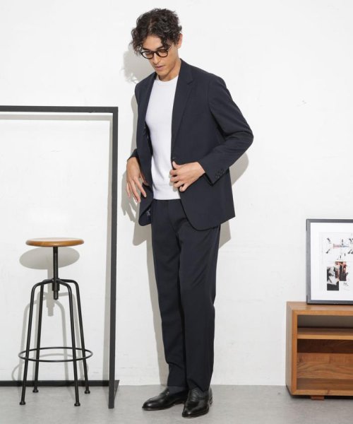 「ESSENTIALLINE」TWソリッドシングルジャケット クラシックの基本は崩さず