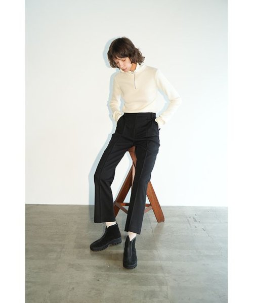 CREASE LINE SLIM PANTS 