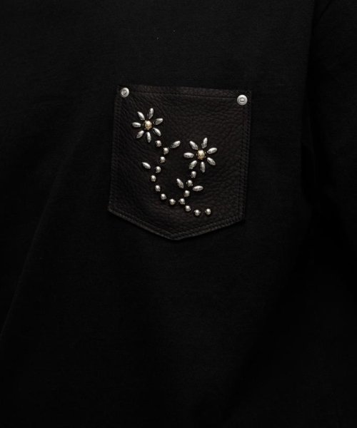 Schott(ショット)/T－SHIRT FLOWER STUDDEDLEATHER PKT/フラワースタッズ レザーポケット Tシャツ/img01