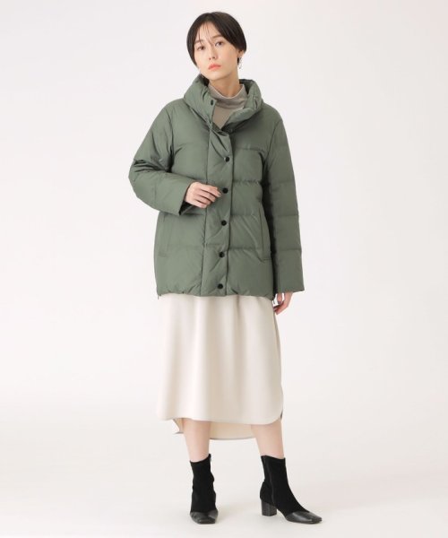 【オンでもオフでも活躍】バックボタンワンピース 