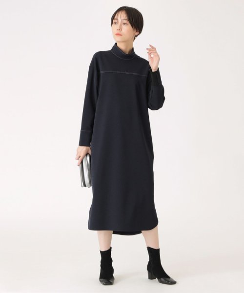 【オンでもオフでも活躍】バックボタンワンピース 