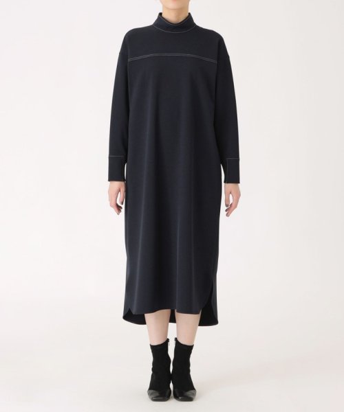 【オンでもオフでも活躍】バックボタンワンピース 