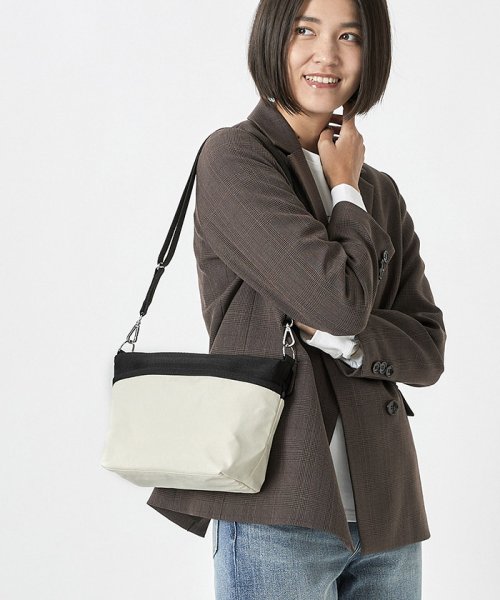 LeSportsac(LeSportsac)/SMALL BUCKET BAGサンドバー/ブラック/img05