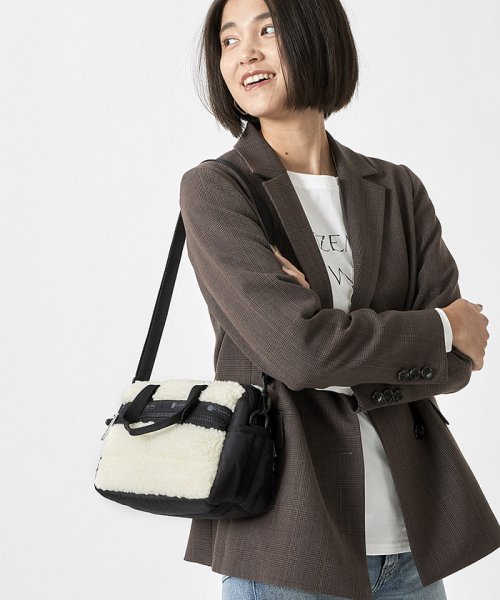 PUFFY MINI DUFFELクリームビーガンシェルパ PUFFY MINI