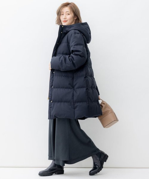 【滝沢眞規子さん着用】リュクス ダウンコート 