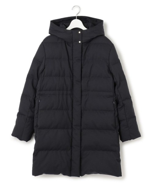 【滝沢眞規子さん着用】リュクス ダウンコート 