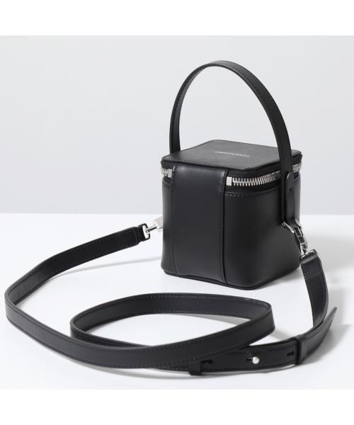 SALVATORE FERRAGAMO ショルダーバッグ 22 0481 SALVATORE FERRAGAMO ショルダーバッグ