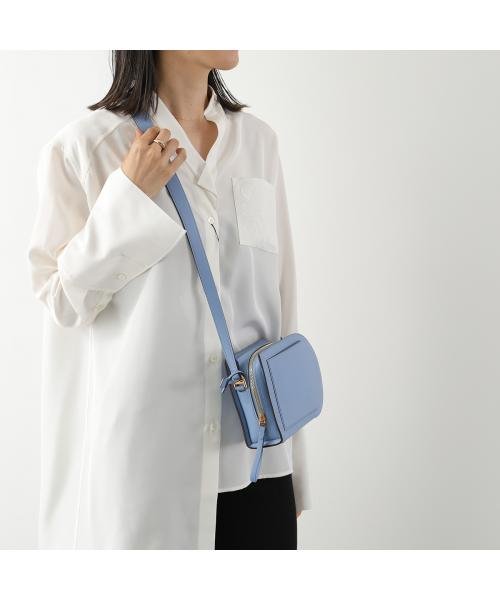 DELVAUX ショルダーバッグ Pin Cross Over ピン AA0575BJD0 DELVAUX ショルダーバッグ Pin Cross Over ピン