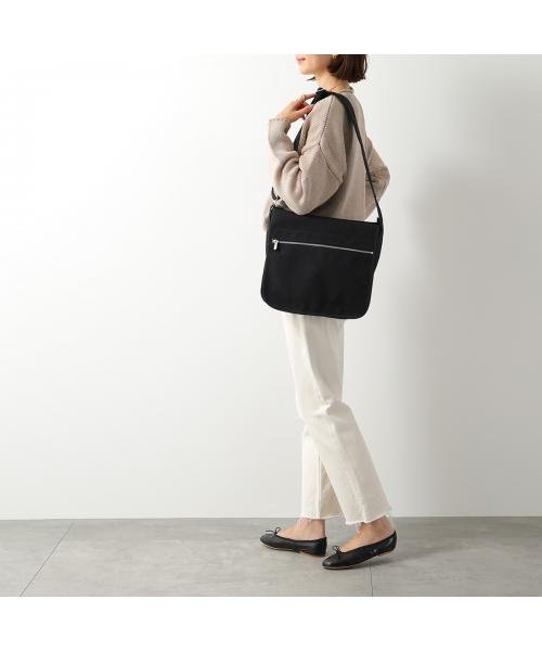 marimekko ショルダーバッグ OLKALAUKKU URBAANI 039874 ショルダーバッグ OLKALAUKKU URBAANI