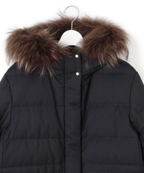 【滝沢眞規子さん着用】リュクス ダウンコート 