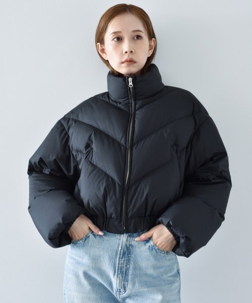 CODE A | cropped down jacket CODE