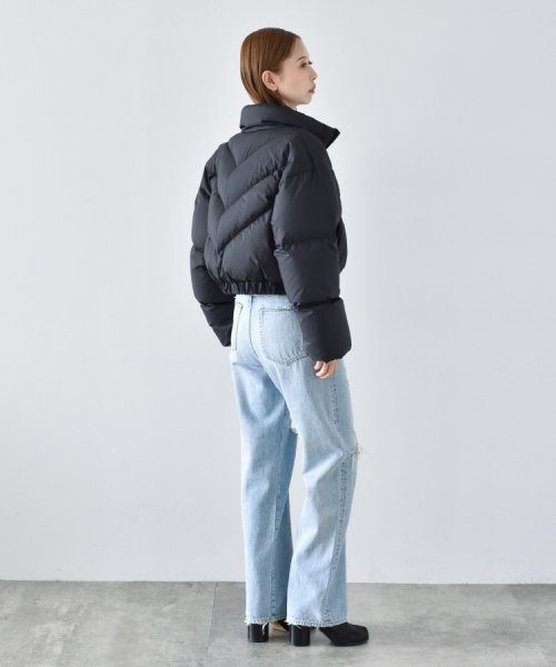 CODE A | cropped down jacket CODE