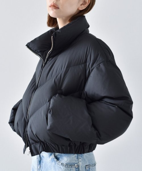 CODE A | cropped down jacket CODE