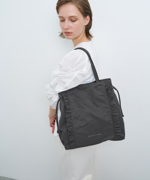 プティフリルトートバッグ en