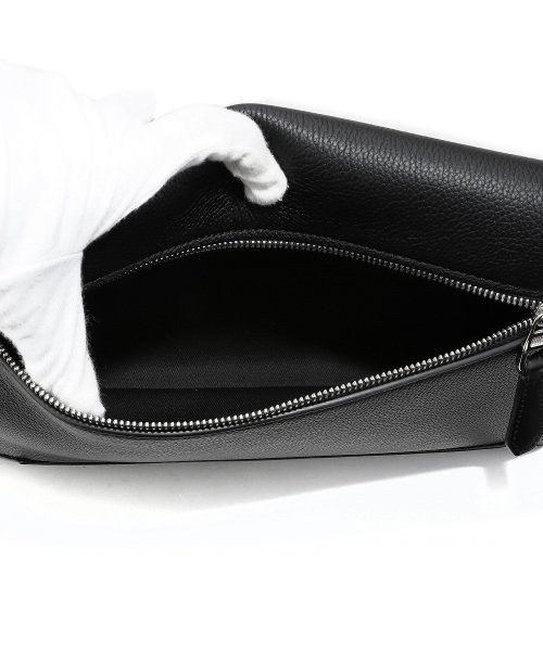 dunhill ダンヒル クラッチ・セカンドバッグ DU23R3103GN 001 dunhill クラッチ セカンドバッグ DU23R3103GN ブラック BLACK レザー