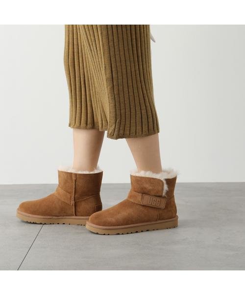 UGG ムートンブーツ MINI BAILEY GRAPHIC LOGO STRAP 1137073 UGG ムートンブーツ MINI BAILEY GRAPHIC LOGO STRAP