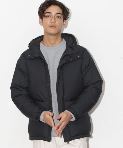 河田フェザーアーバンダウンセミロングジャケット KAWADA DOWN 表地には40Dの密度の高いマイクロタフタ素材を使用 ソフトでしなやな風合い 軽量性 撥水性