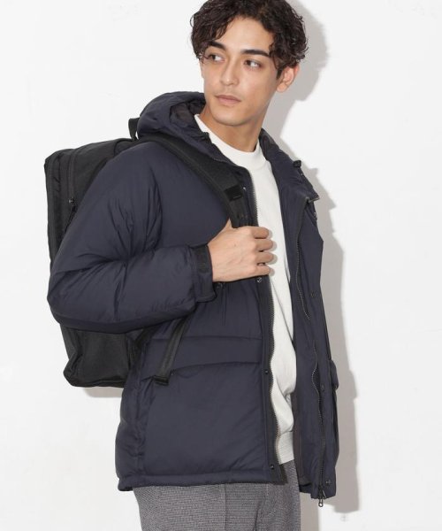 河田フェザーアーバンダウンセミロングジャケット KAWADA DOWN 表地には40Dの密度の高いマイクロタフタ素材を使用 ソフトでしなやな風合い 軽量性 撥水性