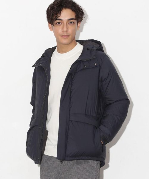 河田フェザーアーバンダウンセミロングジャケット KAWADA DOWN 表地には40Dの密度の高いマイクロタフタ素材を使用 ソフトでしなやな風合い 軽量性 撥水性