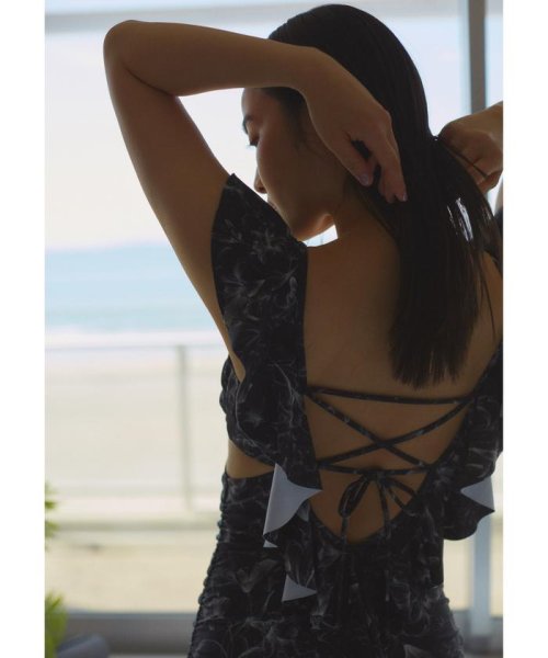 バックレースアップフリルワンピース JILL 予めご了承ください