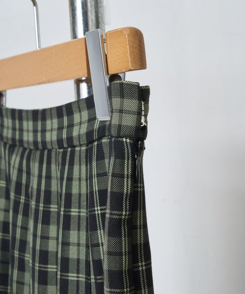 【Audrey and John Wad】オーバーチェックプリーツスカート 