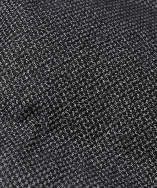 マイクロブロックチェックボリュームネックダウン 