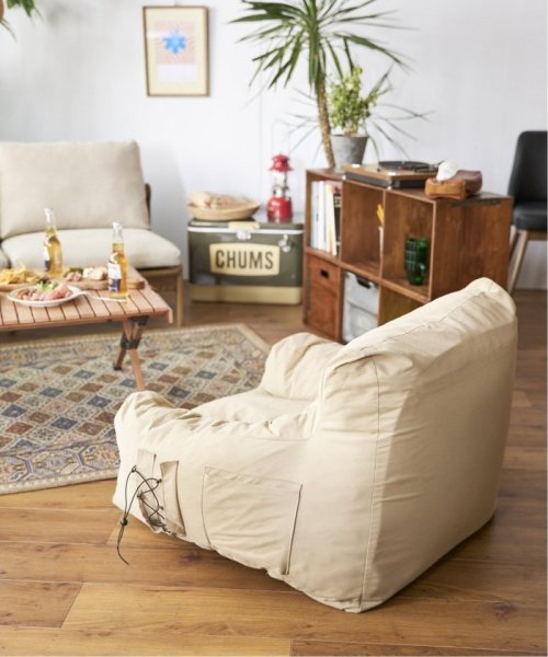 【OUTPUT LIFE】コンプレッションガーデンソファ 自動膨張式 時間 OUTPUT LIFE 自動的に膨らみます 本体が膨らむ時間の目安は 早くフワフワに膨らませるポイントは手でカバーを叩いたり 本体を振ると効果的です カバーのシワは数日で自然に消えます