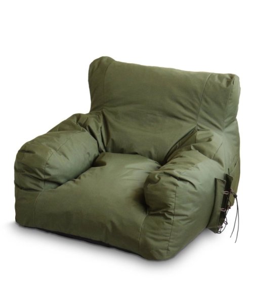 【OUTPUT LIFE】コンプレッションガーデンソファ 自動膨張式 時間 OUTPUT LIFE 自動的に膨らみます 本体が膨らむ時間の目安は 早くフワフワに膨らませるポイントは手でカバーを叩いたり 本体を振ると効果的です カバーのシワは数日で自然に消えます