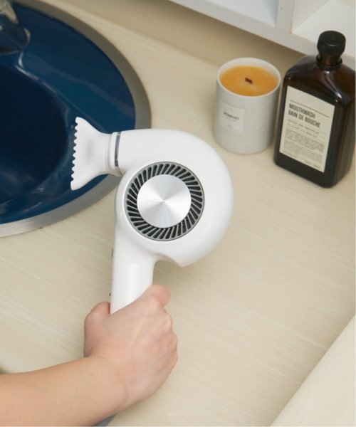 【CADO/カドー】 HAIR DRYER　ヘア ドライヤー Function CADO/カドー 000W 髪と地肌にやさしい3つのポイント 風量