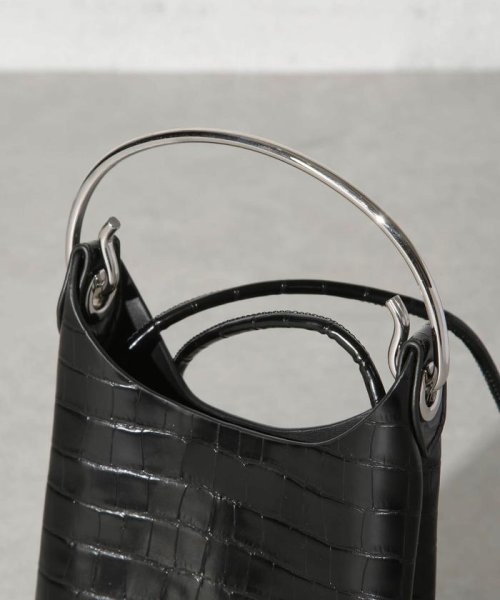 ADD CULUMN/ARCHI － THIN CROCO S ADD CULUMN/TURN CULUMN アドカラム CULUMNのARCHIシリーズのショルダーバッグ ONE CULUMN/PUFF