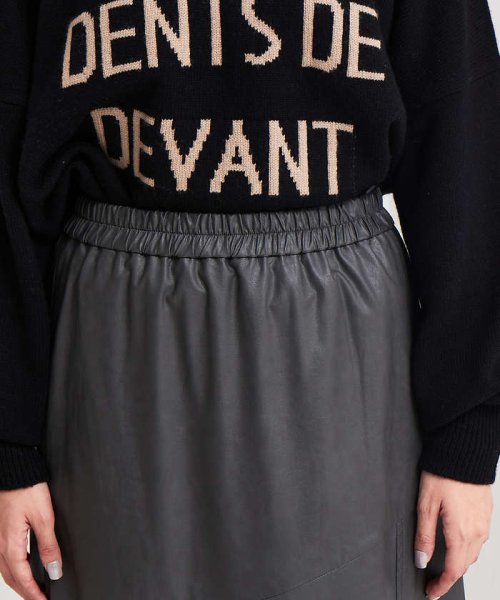 フェイクレザースカート 