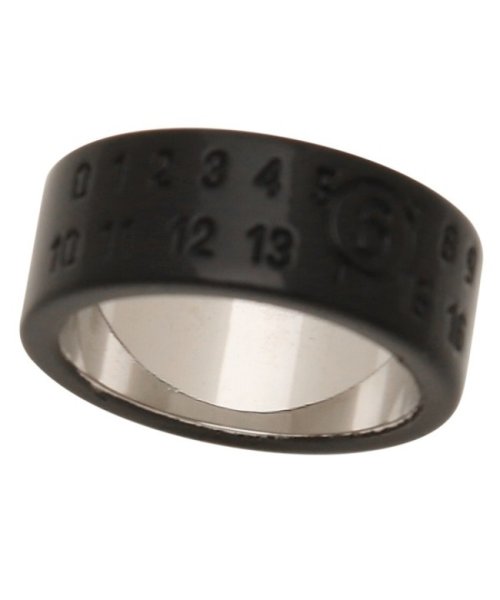 エムエムシックス メゾンマルジェラ 指輪 リング ブラック ユニセックス MM6 Maison Margiela SM7UQ0044 SV0310 961 メゾンマルジェラ MM6 Maison Margiela POLISHED エムエムシックス 指輪 リング ブラック ユニセックス SM7UQ0044 SV0310 PALLADIO